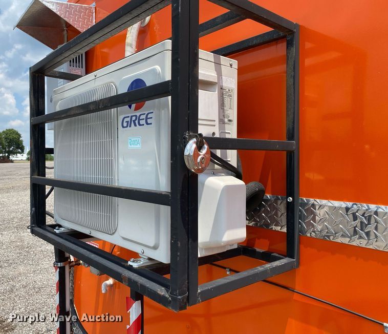 image for item KW9248 2020 Remolques Margo  food trailer