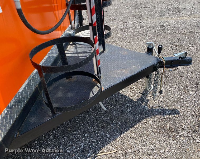 image for item KW9248 2020 Remolques Margo  food trailer