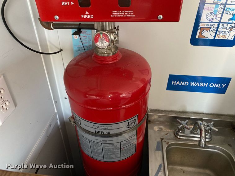 image for item KW9248 2020 Remolques Margo  food trailer