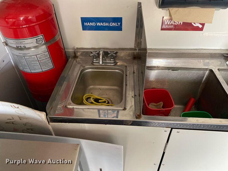 image for item KW9248 2020 Remolques Margo  food trailer