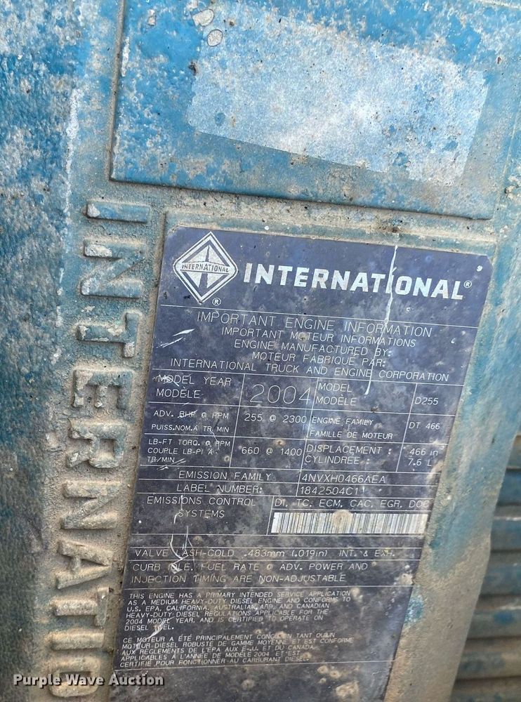 image for item KW9251 2005 International 4300  crane truck