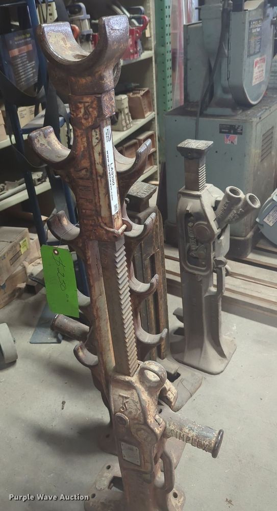 image for item LA9380 (2) Simplex jacks