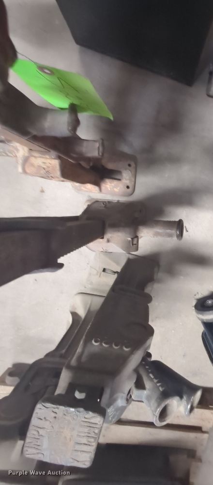 image for item LA9380 (2) Simplex jacks