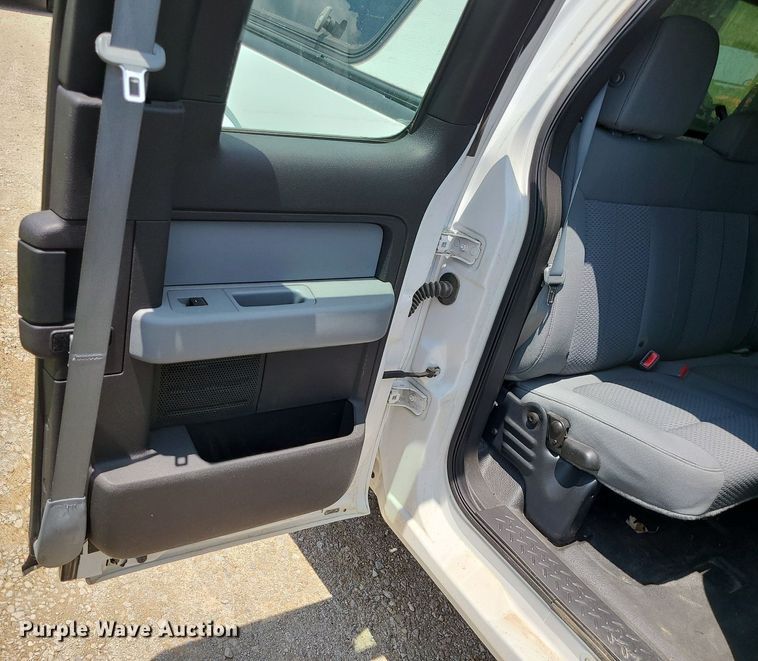 image for item LE9204 2014 Ford F150  SuperCab pickup truck