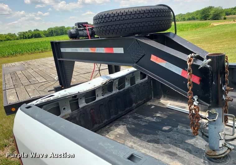 image for item LE9205 2010 Lakeside Trussmaster  tilt deck equipment trailer