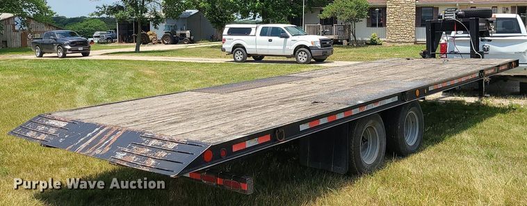 image for item LE9205 2010 Lakeside Trussmaster  tilt deck equipment trailer
