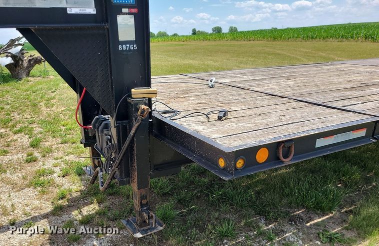 image for item LE9205 2010 Lakeside Trussmaster  tilt deck equipment trailer