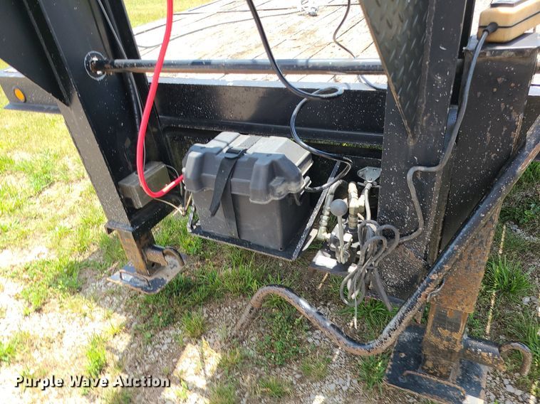 image for item LE9205 2010 Lakeside Trussmaster  tilt deck equipment trailer