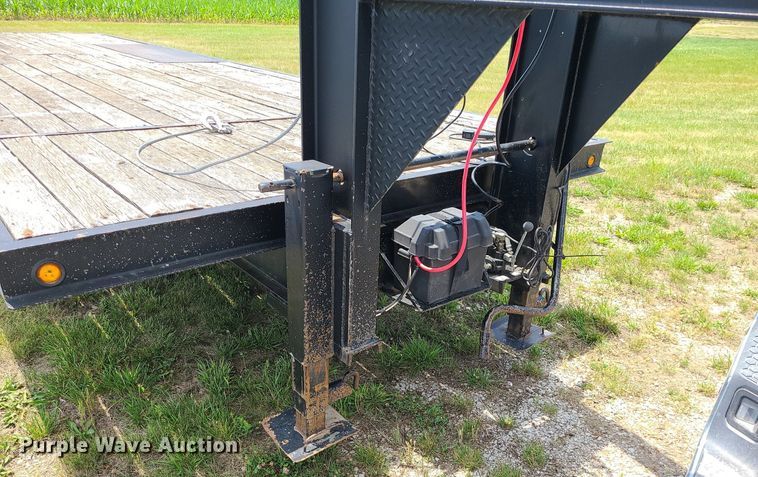 image for item LE9205 2010 Lakeside Trussmaster  tilt deck equipment trailer