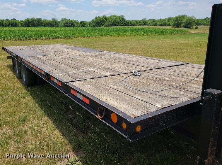 image for item LE9205 2010 Lakeside Trussmaster  tilt deck equipment trailer