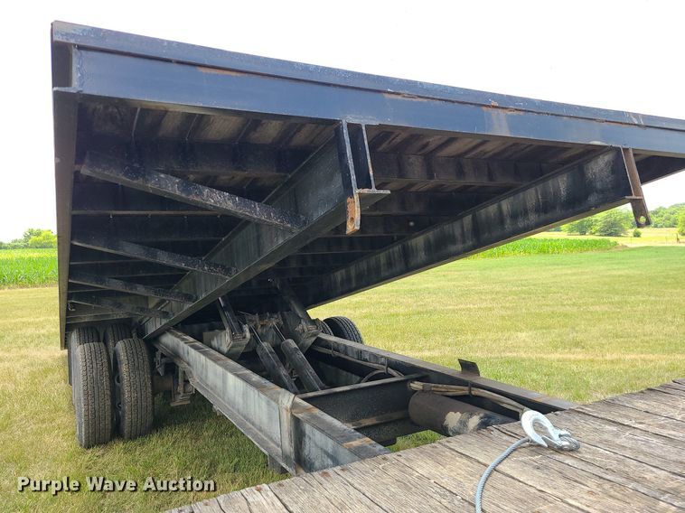 image for item LE9205 2010 Lakeside Trussmaster  tilt deck equipment trailer