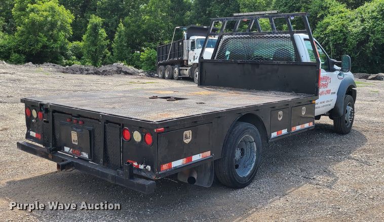 image for item LE9224 2005 Ford F450 Super Duty  flatbed truck