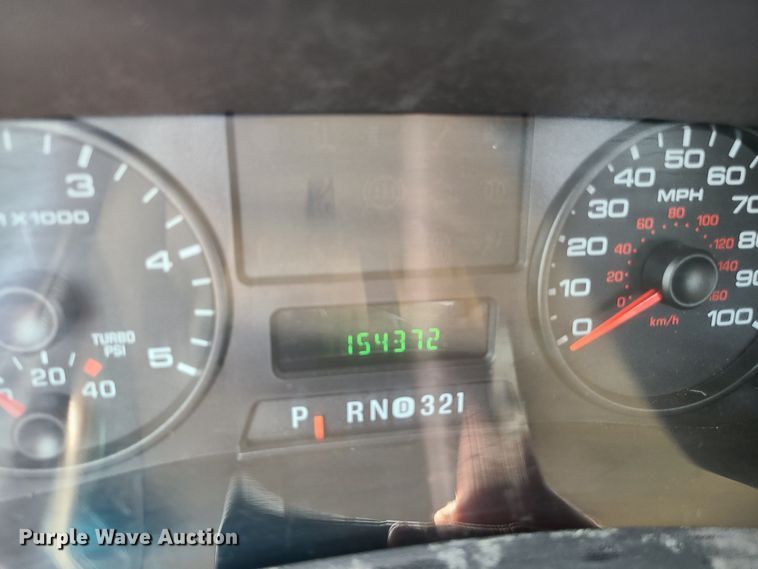 image for item LE9224 2005 Ford F450 Super Duty  flatbed truck