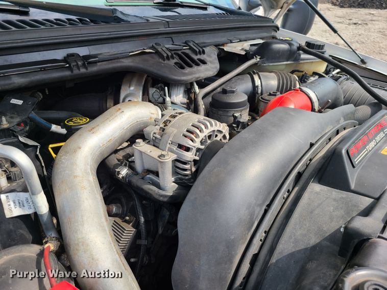 image for item LE9224 2005 Ford F450 Super Duty  flatbed truck