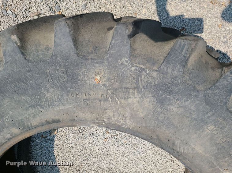 image for item LE9233 Approximately 39 tires