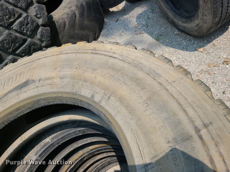 image for item LE9233 Approximately 39 tires