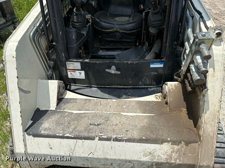 image for item LG9269 2011 Terex PT80  tracked skid steer loader