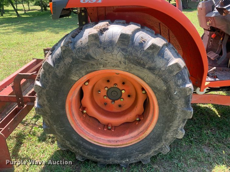 image for item LH9645 Kubota L4330 GST  MFWD tractor