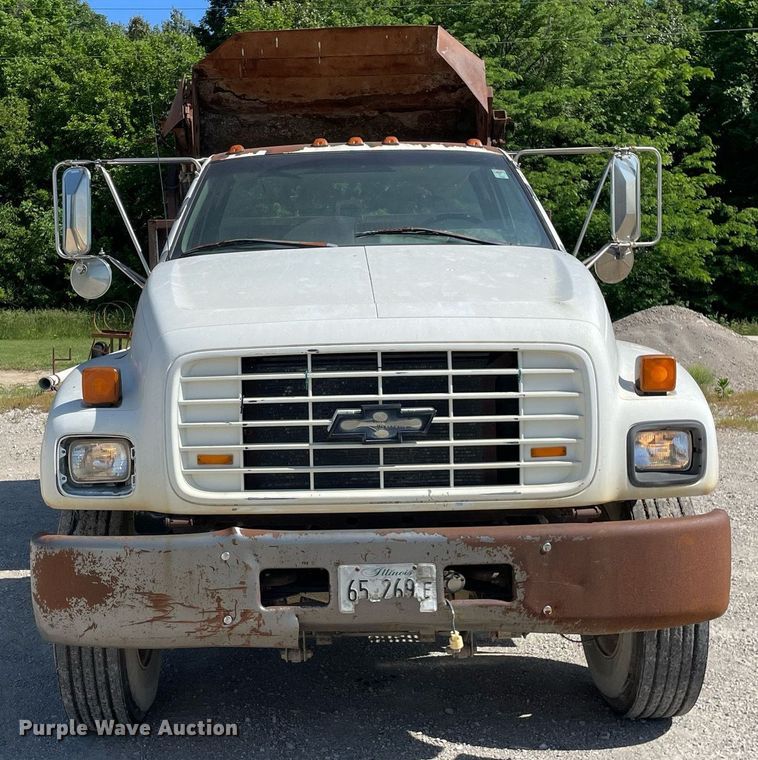 image for item LJ9718 2001 Chevrolet C7500  dump truck