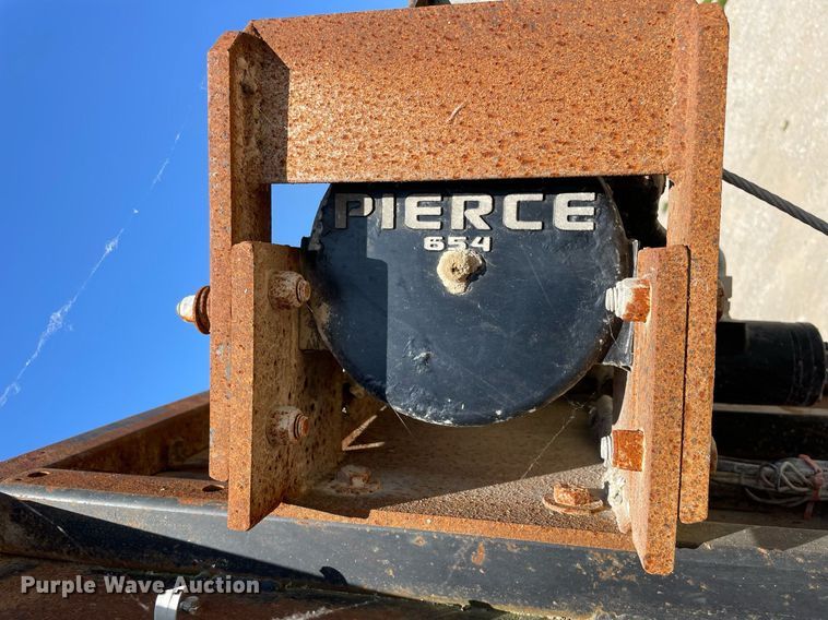 image for item LJ9718 2001 Chevrolet C7500  dump truck