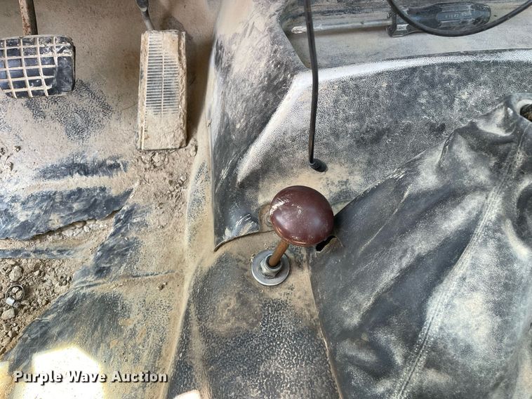 image for item LJ9718 2001 Chevrolet C7500  dump truck