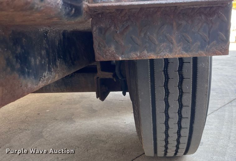 image for item LJ9741 2018 Lucon 7T192THDBW  tilt deck equipment trailer