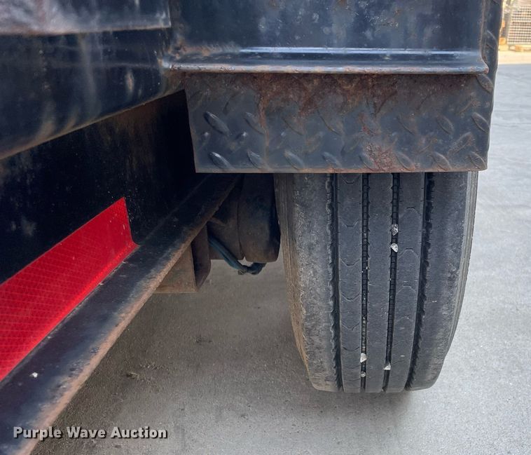 image for item LJ9743 2018 Lucon 7T192THDBW  tilt deck equipment trailer