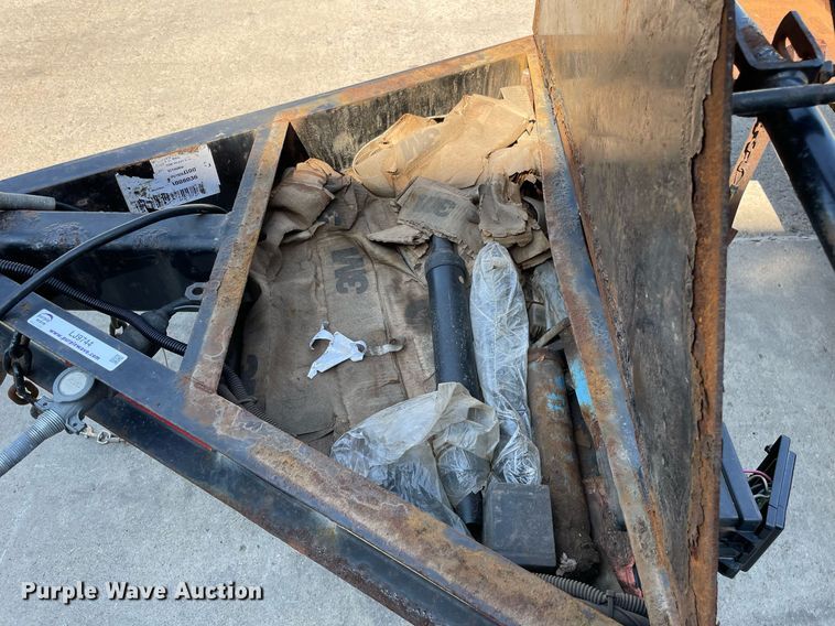 image for item LJ9744 2018 Lucon 7T192THDBW  tilt deck equipment trailer