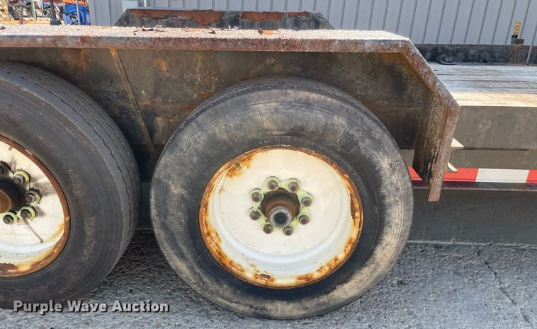 image for item LJ9744 2018 Lucon 7T192THDBW  tilt deck equipment trailer