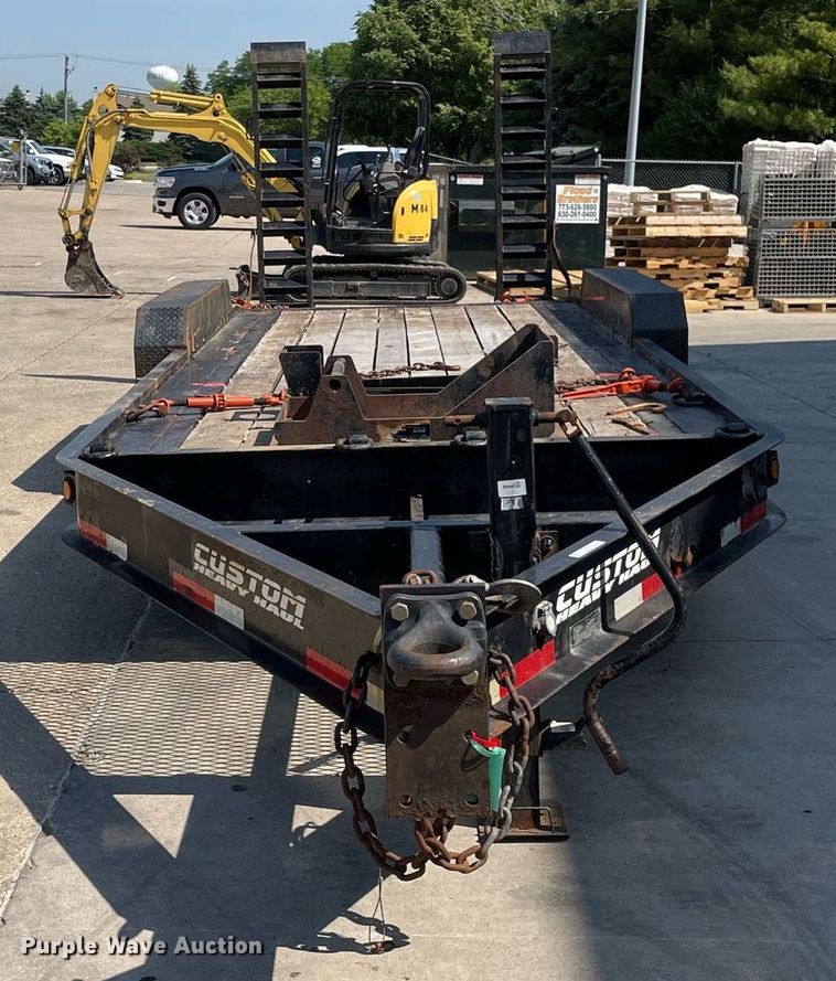 image for item LJ9746 2018 Lucon 12T172XS  equipment trailer