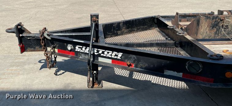 image for item LJ9746 2018 Lucon 12T172XS  equipment trailer