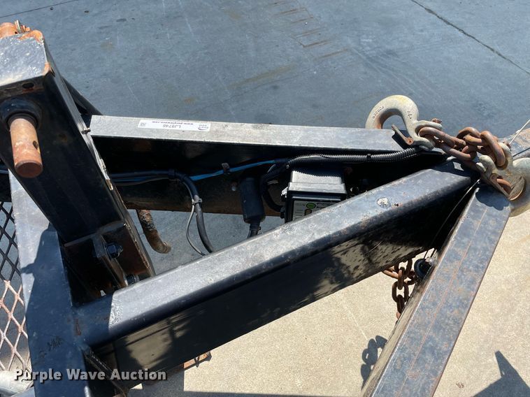 image for item LJ9746 2018 Lucon 12T172XS  equipment trailer