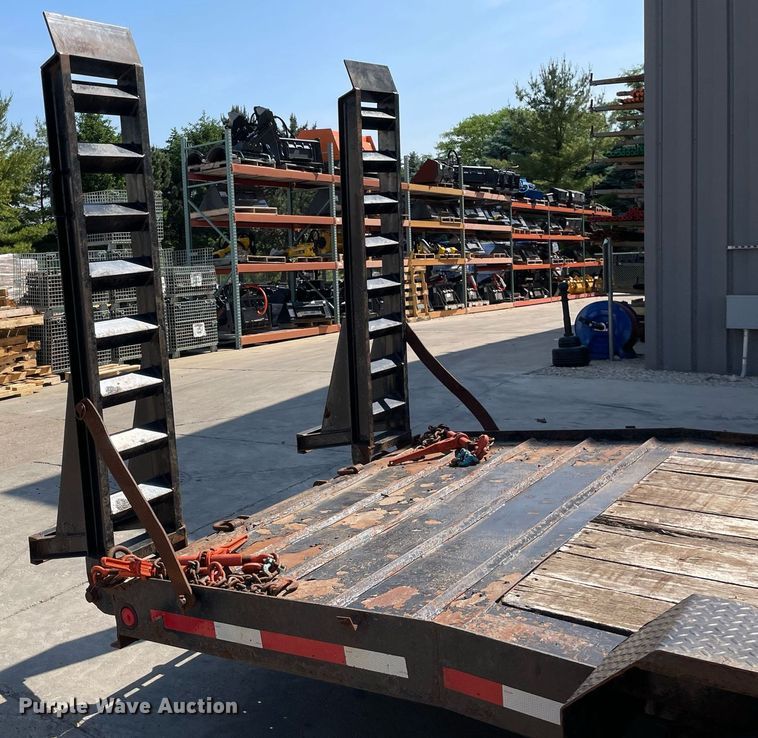 image for item LJ9746 2018 Lucon 12T172XS  equipment trailer