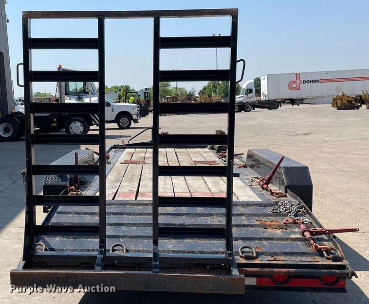 image for item LJ9747 2019 Lucon 12T172XSBW  equipment trailer