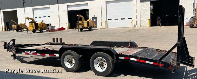 image for item LJ9747 2019 Lucon 12T172XSBW  equipment trailer