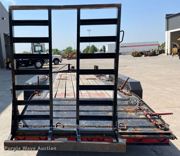 image for item LJ9747 2019 Lucon 12T172XSBW  equipment trailer