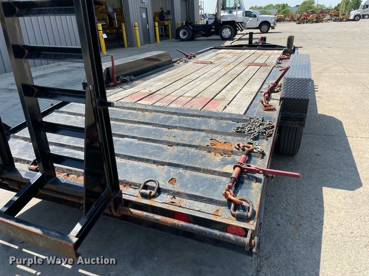 image for item LJ9747 2019 Lucon 12T172XSBW  equipment trailer