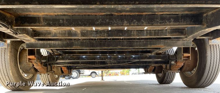 image for item LJ9747 2019 Lucon 12T172XSBW  equipment trailer