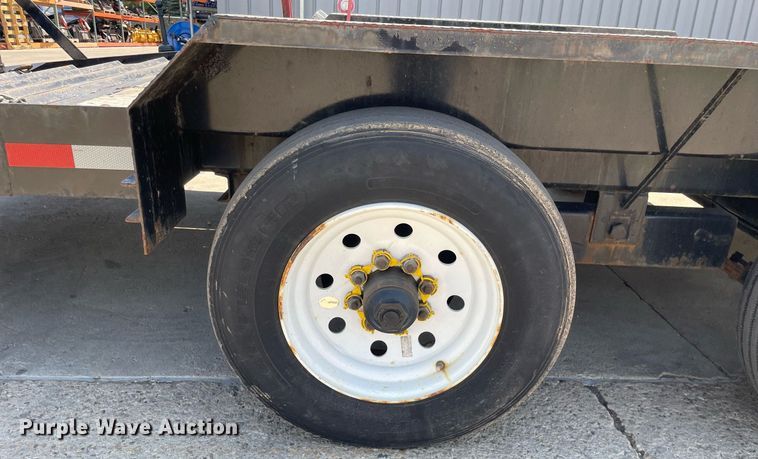 image for item LJ9747 2019 Lucon 12T172XSBW  equipment trailer