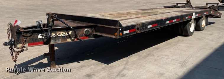 image for item LJ9748 2016 Lucon 12T202ELPHD  equipment trailer