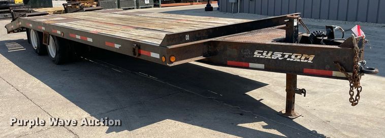 image for item LJ9748 2016 Lucon 12T202ELPHD  equipment trailer