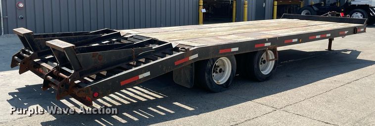 image for item LJ9748 2016 Lucon 12T202ELPHD  equipment trailer