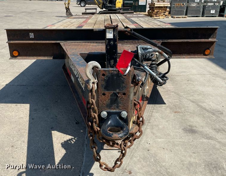 image for item LJ9748 2016 Lucon 12T202ELPHD  equipment trailer