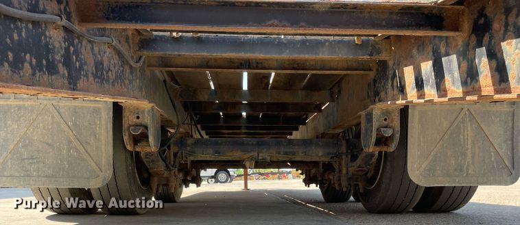 image for item LJ9748 2016 Lucon 12T202ELPHD  equipment trailer