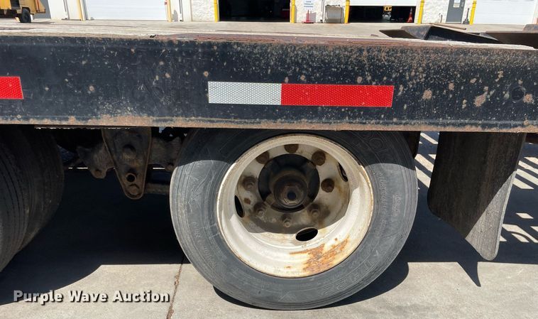 image for item LJ9748 2016 Lucon 12T202ELPHD  equipment trailer