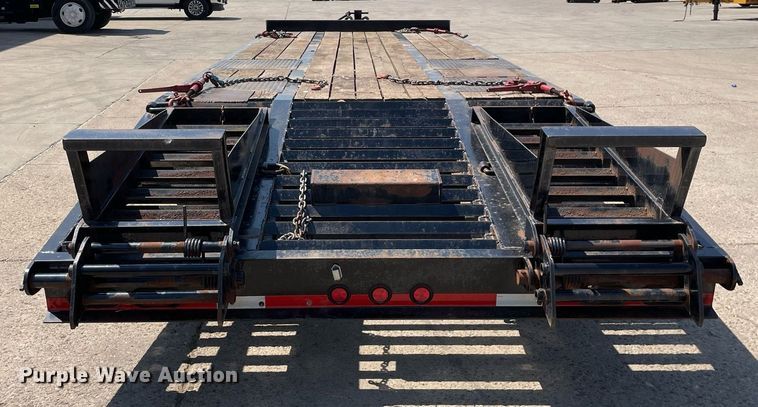 image for item LJ9749 2017 Lucon 12T202ELPHD  equipment trailer