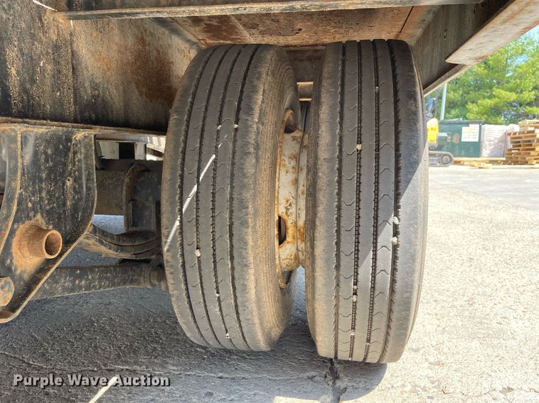 image for item LJ9749 2017 Lucon 12T202ELPHD  equipment trailer