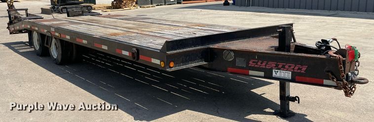 image for item LJ9750 2014 Lucon 10T202ELPHD  equipment trailer