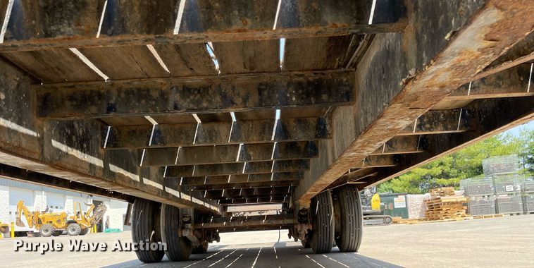 image for item LJ9750 2014 Lucon 10T202ELPHD  equipment trailer