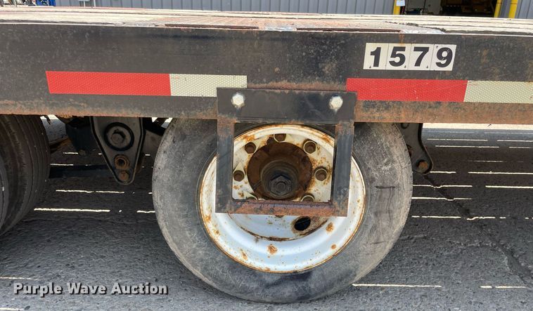 image for item LJ9750 2014 Lucon 10T202ELPHD  equipment trailer